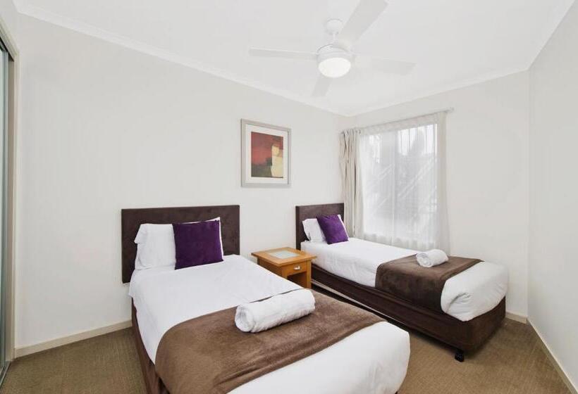 2 베드룸 인테리어 아파트, Beach Resort Apartment