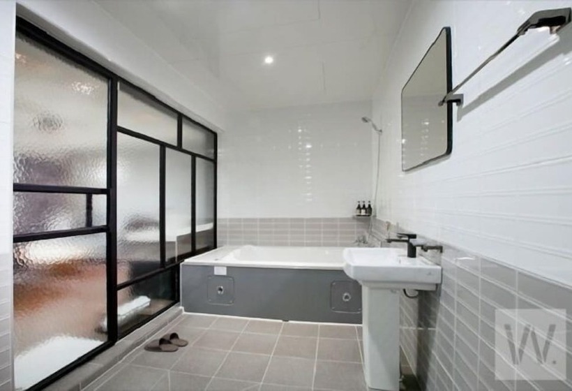 Номер Стандарт, Brown Dot Hotel Jinhae