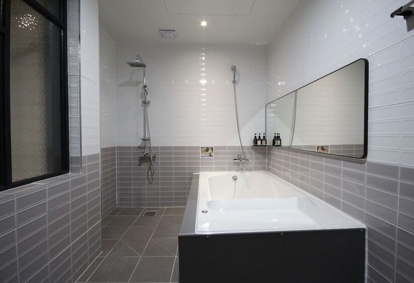 Номер Deluxe, Brown Dot Hotel Jinhae