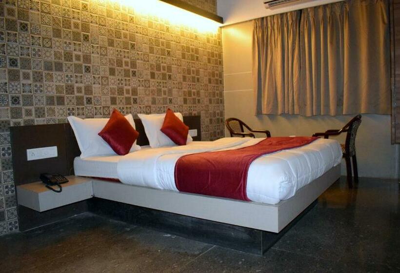 Номер Deluxe, Kansar Palace