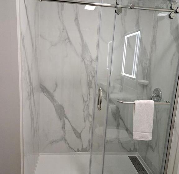 Четырехместный Номер Стандарт, Quality Inn & Suites Columbia Harbison