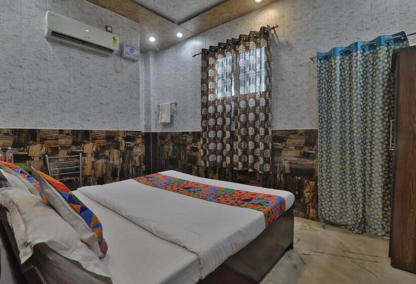 Номер Deluxe, Raghunandain Inn Near Shree Ram Janmbhumi Ayodhya