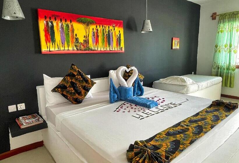 اتاق سه نفره دلوکس با چشم‌انداز دریا, Avo Boutique
