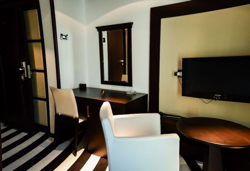 استودیوی پریمیوم, Amsterdam