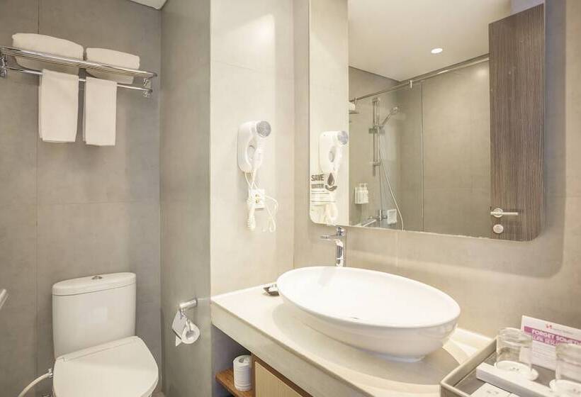 주니어 스위트, Swissbelinn Luwuk