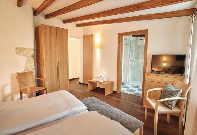 Люкс с Балконом, Turmhotel Zum Erasmus