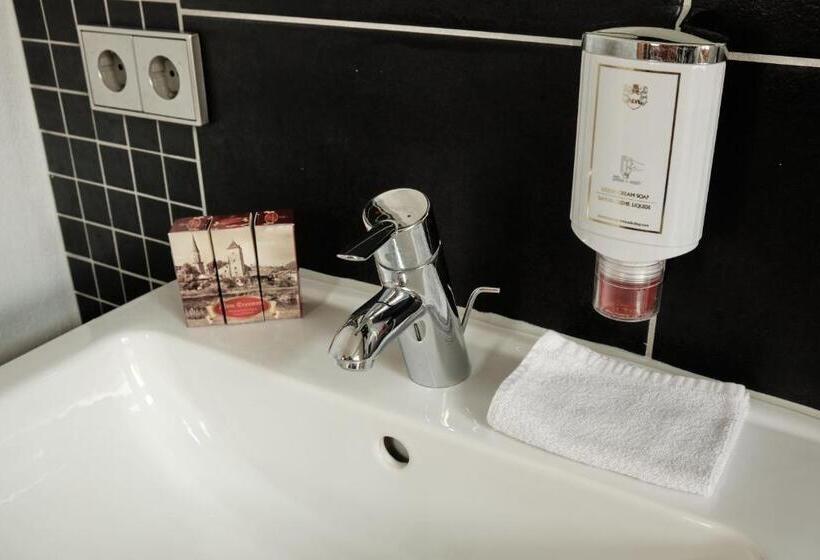 Номер Стандарт Индивидуальный, Turmhotel Zum Erasmus