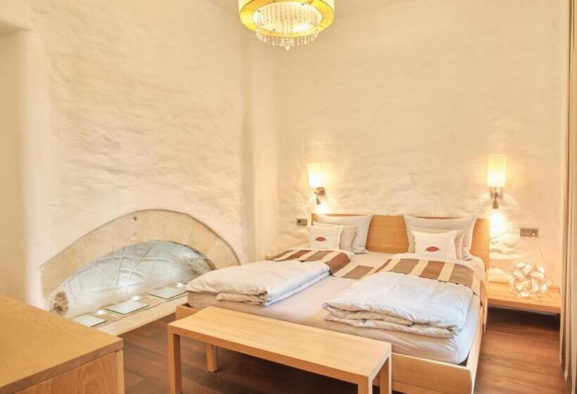 Люкс, Turmhotel Zum Erasmus