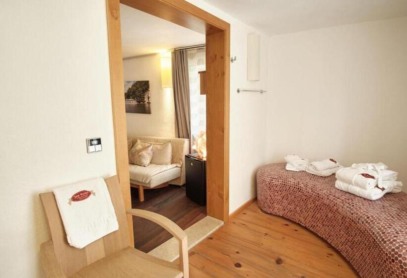 Люкс, Turmhotel Zum Erasmus