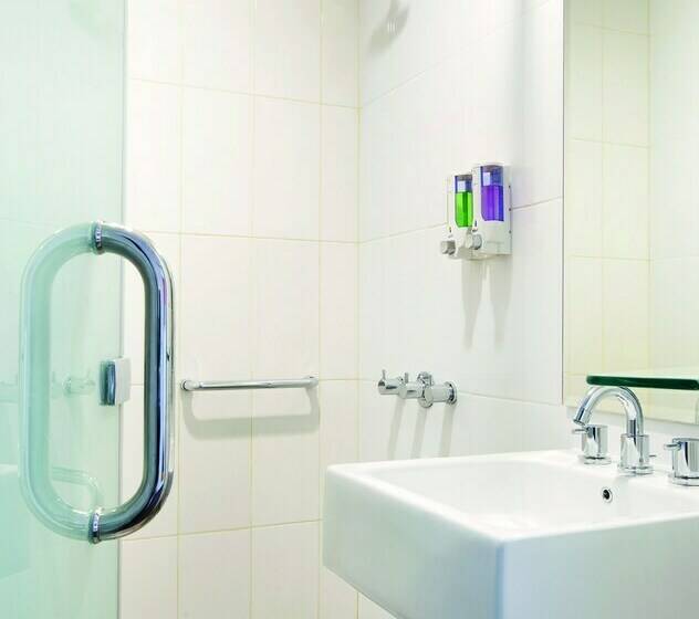 اتاق استاندارد, Amaris Hotel Darmo Surabaya