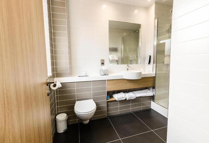 Номер Стандарт, Holiday Inn Express   Wigan, An Ihg