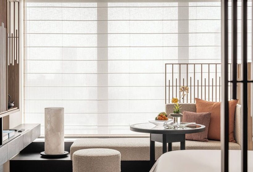 Номер Superior, Four Seasons Hotel Osaka
