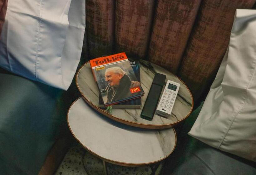 اتاق استاندارد با بالکن, Glow Medellín