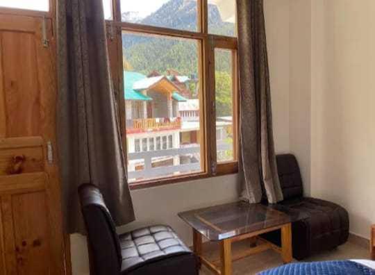 Трехместный Номер Классика, Oyo Midway Inn