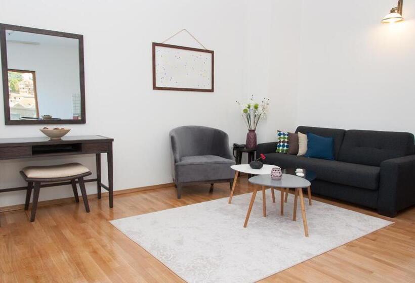سوییت سوپریور با چشم‌انداز دریا, Boutique Hotel Kredo