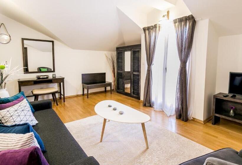 سوییت, Boutique Hotel Kredo