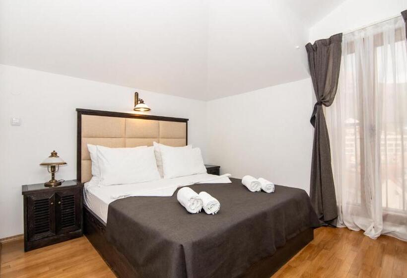 سوییت, Boutique Hotel Kredo