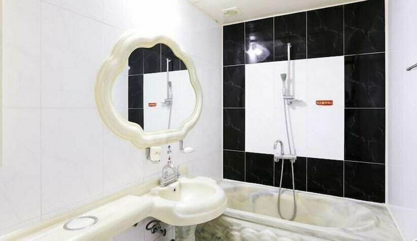 חדר סטנדרט, Diamond Motel