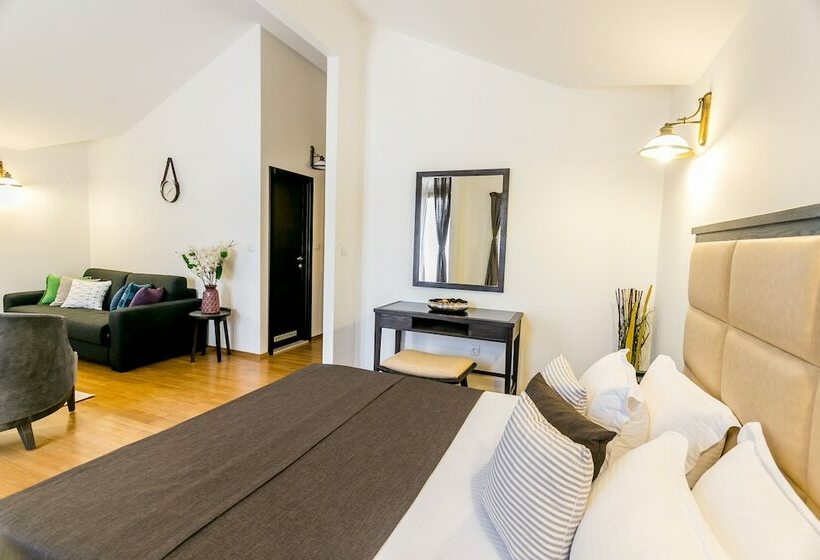 سوییت سوپریور با چشم‌انداز دریا, Boutique Hotel Kredo