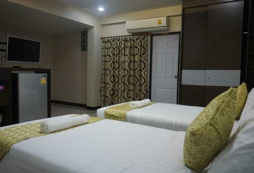 디럭스 스위트, Gold Airport Suites