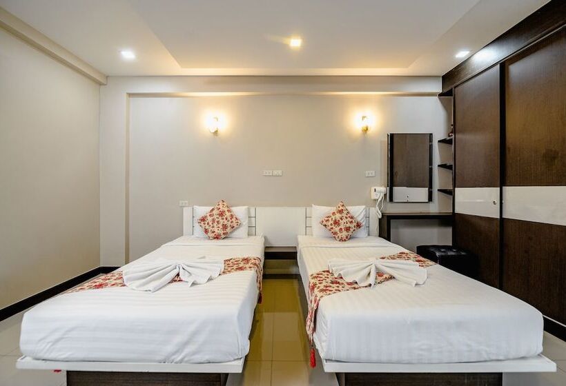 Номер Deluxe, Gold Airport Suites
