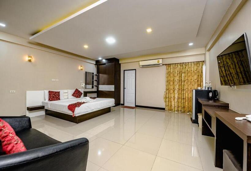 Номер Deluxe, Gold Airport Suites