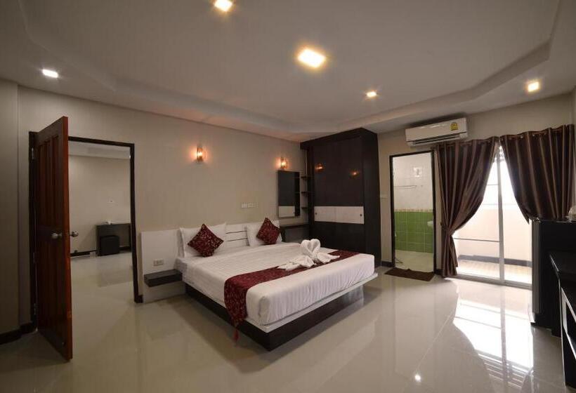 Семейный Номер, Gold Airport Suites