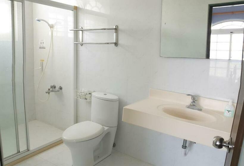 اتاق استاندارد با تخت بزرگ, Beauty Monroe B&b 可包棟 150吋投影 唱歌 夏日玩水 烤肉 電動麻將