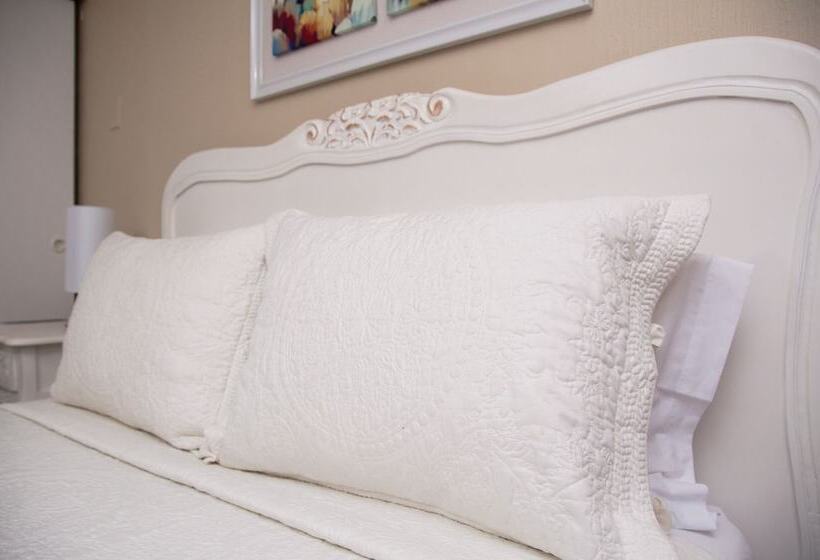 Люкс, Hostal Pehuenche