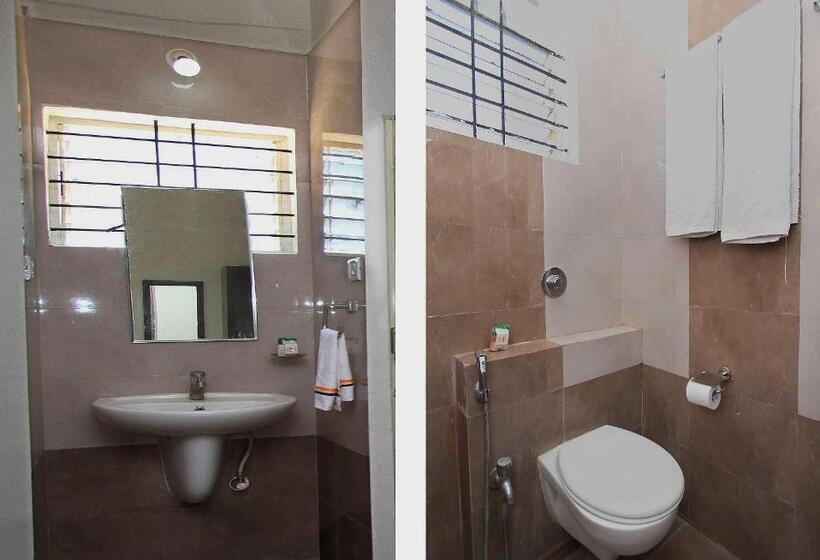 豪华三人间, Oyo Rooms Bidadi