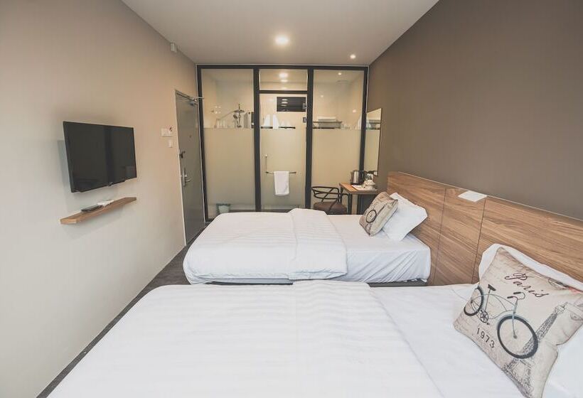 Quarto Deluxe, V3 Hotel & Residence Seri Alam