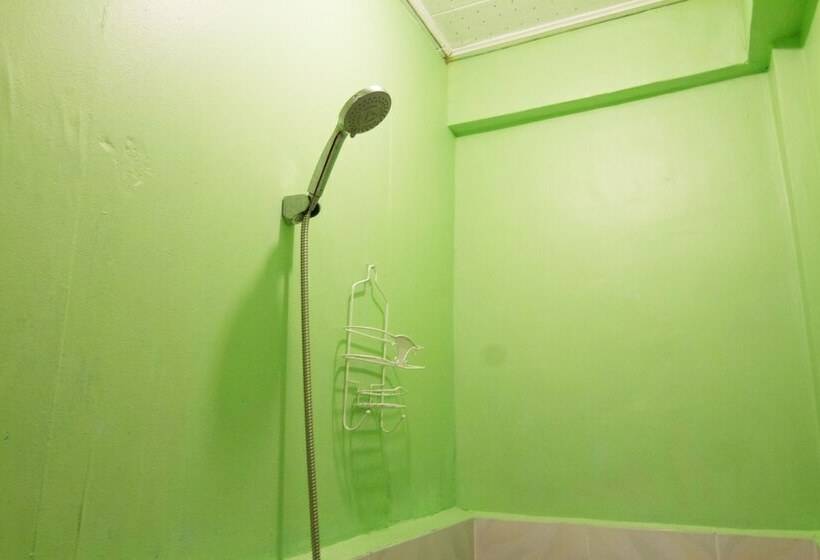 공동 객실, Go Surfari House   Hostel