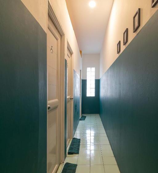 Quarto Economy, Wonderloft Hostel Kota Tua