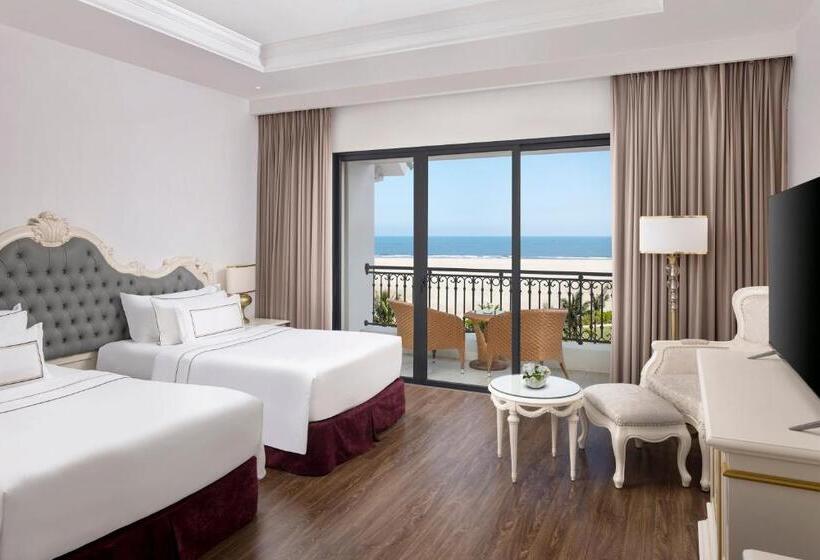 اتاق لوکس با چشم‌انداز دریا, Melia Vinpearl Cua Hoi Beach Resort