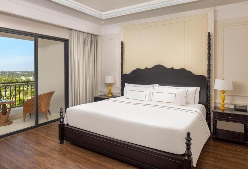 سوییت با چشم‌انداز باغ, Melia Vinpearl Cua Hoi Beach Resort
