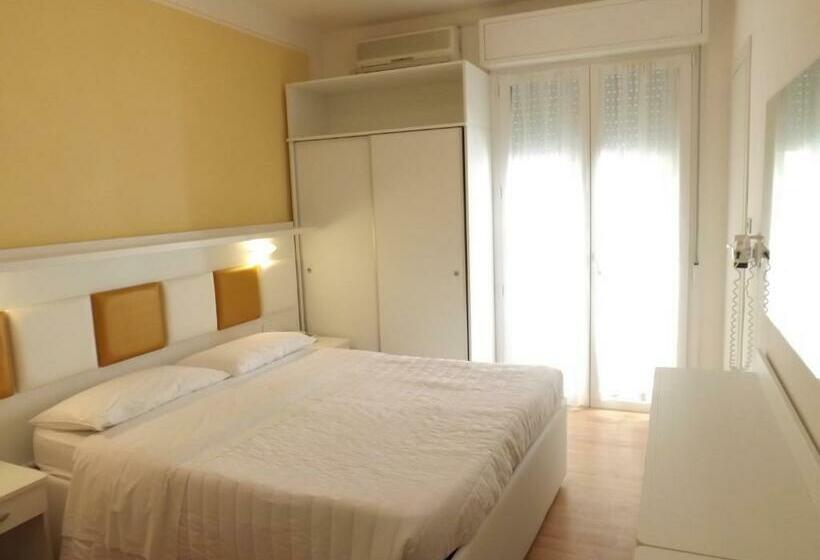 Quarto Estandar com Sacada, Gioiosa