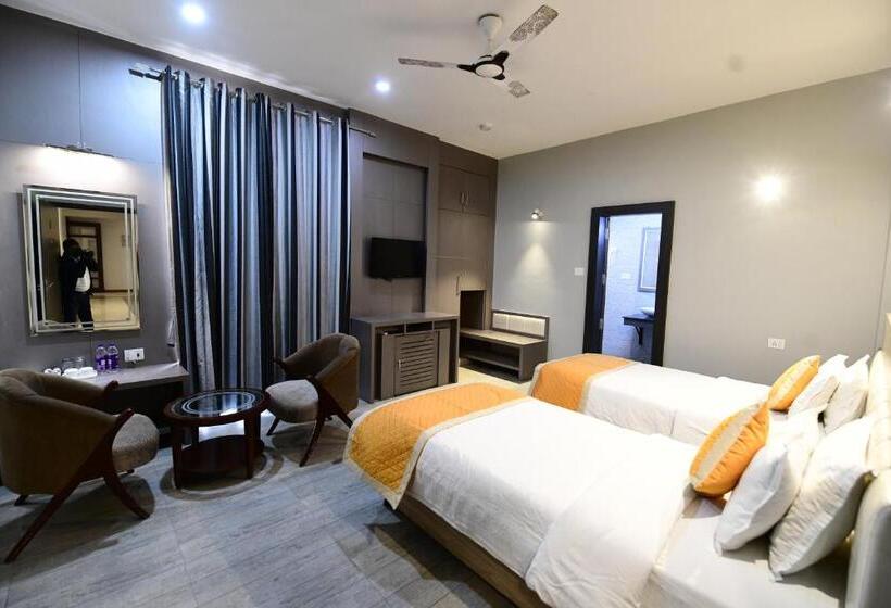 Quarto Deluxe, Jataka Inn