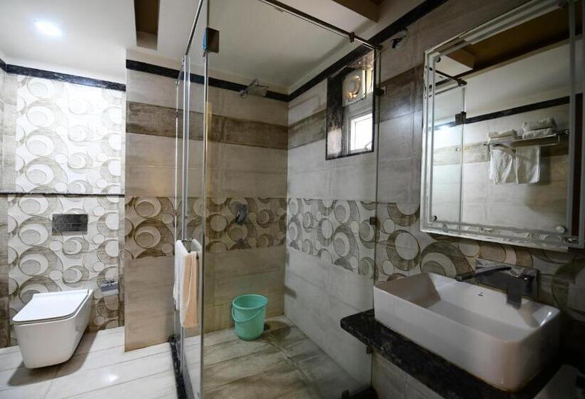 标准间, Jataka Inn