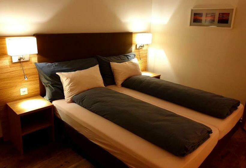 Номер Deluxe, Römerbad