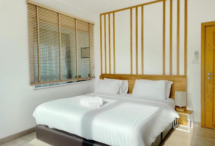 سوییت اجرایی, Hinoki Hotel   Onsen Chiang Mai