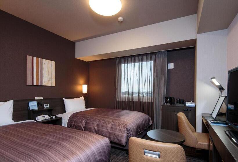 Номер Superior, Route Inn Takaoka Ekimae