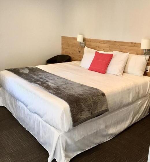 Номер Стандарт, Motel Colonial
