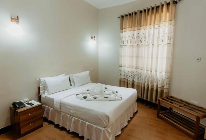 اتاق لوکس, Panama Garden Resort