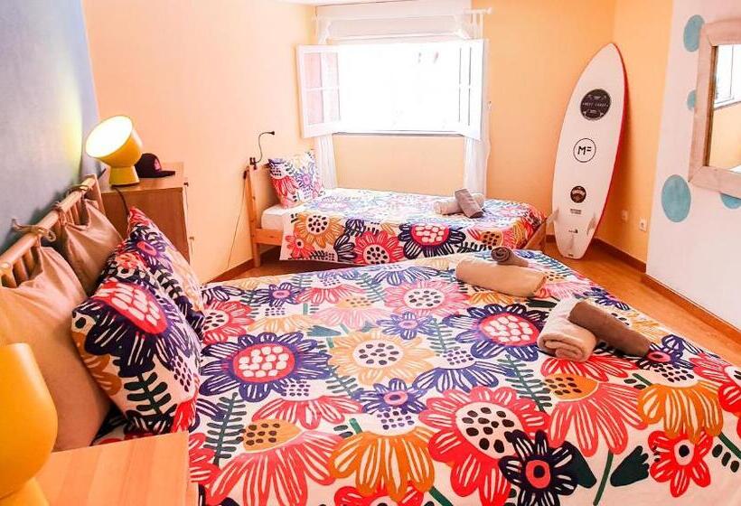 베이직 3인 룸, Ericeira Surf Camp