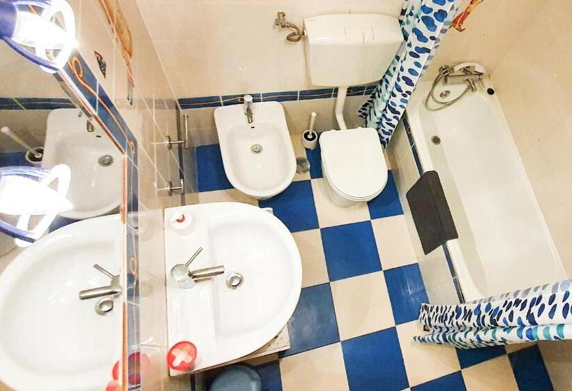 Кровать в Общей Комнате, Ericeira Surf Camp