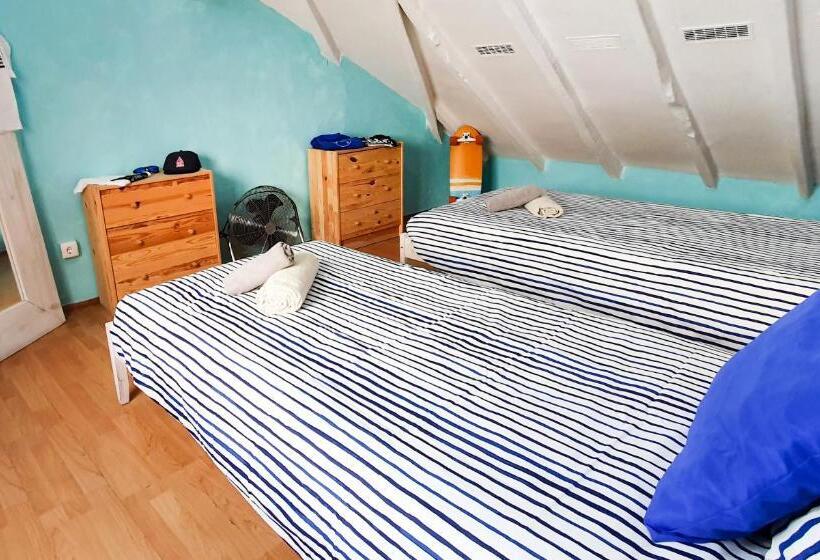 Кровать в Общей Комнате, Ericeira Surf Camp