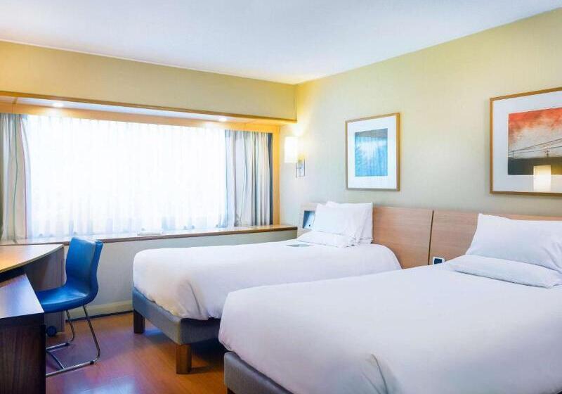 Номер Стандарт, Hampton By Hilton Freiburg