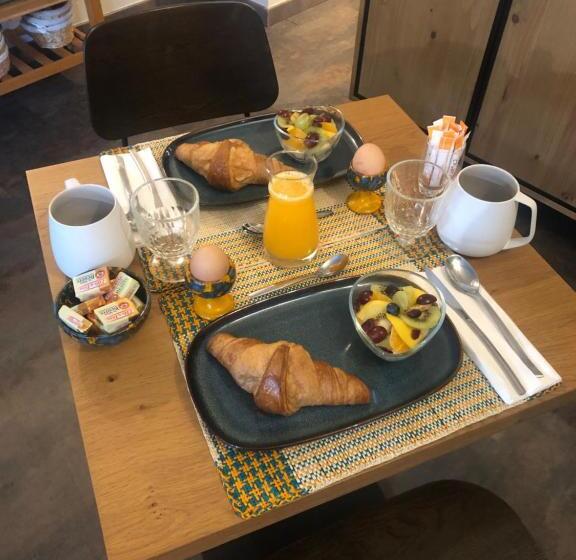 스탠다드 트리플 룸 가든 전망, Couette Et Café
