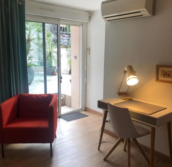 스탠다드 룸, Couette Et Café