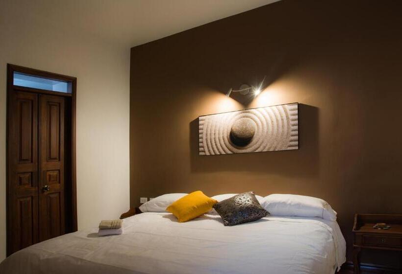 Quarto Deluxe, Casa Ecuatreasures Centro Historico